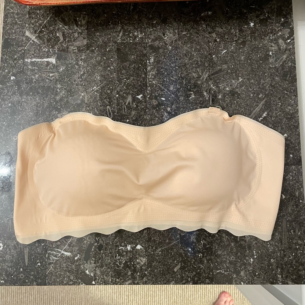 Onavee Strapless bra